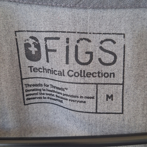 FIGS Scrub Gray Catarina V Neck Women's Top Size M - Picture 5 of 6